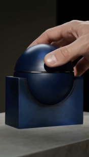 Product-focused ad video still
